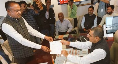 Gujarat AAP MLA resigned: ગુજરાતમાં AAPને મોટો ઝટકો, 5માંથી 1 ધારાસભ્યએ છોડી પાર્ટી, BJPમાં જોડાવાની અટકળો