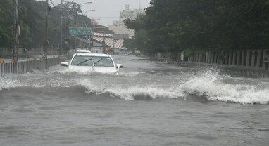 Cyclone Michaung: મિચોંગે તમિલનાડુમાં મચાવી તબાહી, ચેન્નાઈમાં 8ના મોત, સેંકડો ટ્રેનો અને ફ્લાઈટ્સ રદ, LIVE જૂઓ કેટલે પહોંચ્યું ચક્રવાત