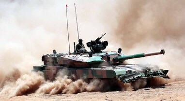 Atharva Tank: મળો ભારતની નવી ટેન્ક અથર્વને, ભીષ્મની ટ્યુબ અને T-72ની બોડી લઈને આ ફૌલાદનું નિર્માણ