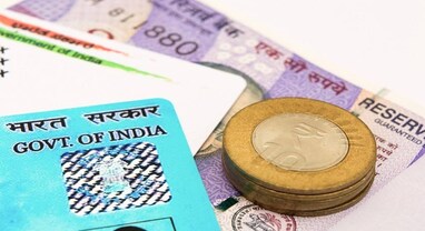 Union Budget 2024: બજેટમાં NRI માટે પાન- આધાર લિંકિંગ પર થઈ શકે છે મોટી જાહેરાત