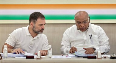Congress Money Crisis: અમારી પાસે ખર્ચ કરવા માટે પૈસા નથી... લોકસભા ચૂંટણી પહેલા કોંગ્રેસ અધ્યક્ષનું છલકાયું દર્દ !