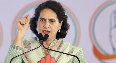 Lok Sabha Elections 2024: જેલ જવાથી બચવા કેરળના CMએ ભાજપ સાથે કરી સમજૂતી, રાહુલ બાદ પ્રિયંકાએ પણ કર્યા પ્રહાર Lok Sabha Elections 2024: જેલ જવાથી બચવા કેરળના CMએ ભાજપ સાથે કરી સમજૂતી, રાહુલ બાદ પ્રિયંકાએ પણ કર્યા પ્રહાર