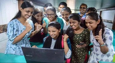 CBSE Board 10th Result Declared: CBSE બોર્ડ 10માનું પરિણામ જાહેર, આ લિંક પર કરો ચેક CBSE Board 10th Result Declared: CBSE બોર્ડ 10માનું પરિણામ જાહેર, આ લિંક પર કરો ચેક