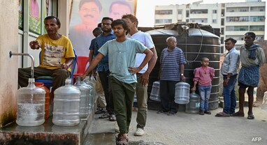 Water Crisis: સાવધાન! થવાની છે પાણીની તંગી, માત્ર બેંગાલુરુ જ નહીં પરંતુ આ રાજ્યોની પણ હાલત ખરાબ Water Crisis: સાવધાન! થવાની છે પાણીની તંગી, માત્ર બેંગાલુરુ જ નહીં પરંતુ આ રાજ્યોની પણ હાલત ખરાબ