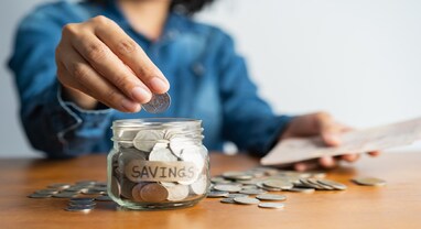 Money saving tips: જો તમે નિયમિત બચત કરવા માંગો છો, તો જાણો આ સ્કીમ્સ