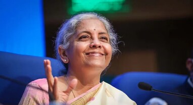 Budget 2024-25: આવકવેરાના દરમાં 3 વર્ષ પછી થશે પરિવર્તન! ટેક્સ મુક્તિ મર્યાદા વધારીને કરી શકાય છે રૂપિયા 5 લાખ