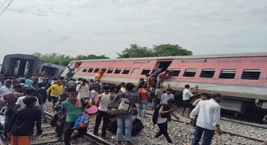 Dibrugarh Train Accident: ઉત્તરપ્રદેશના ગોંડામાં મોટો રેલ અકસ્માત, ચંદીગઢ-ડિબ્રુગઢ એક્સપ્રેસ પાટા પરથી ઉતરી, 4નાં મોત, 20 ઘાયલ