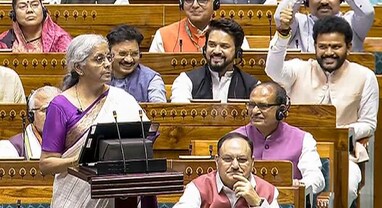 Budget 2024: બજેટમાં સરકારી પેન્શનર્સને મોટી ભેટ, હવે મળશે 25000 રૂપિયા સુધીની છૂટ!