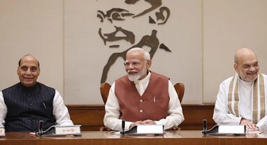 મોદી સરકાર ટૂંક સમયમાં શરૂ કરી શકે છે વસ્તી ગણતરી, એક દેશ, એક ચૂંટણી પર પણ મોટું અપડેટ મોદી સરકાર ટૂંક સમયમાં શરૂ કરી શકે છે વસ્તી ગણતરી, એક દેશ, એક ચૂંટણી પર પણ મોટું અપડેટ