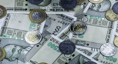 Highest FD Interest Rates for Senior Citizens: આ 5 બેન્કો વરિષ્ઠ નાગરિકોને FD પર આપી રહી છે સૌથી વધુ વ્યાજ