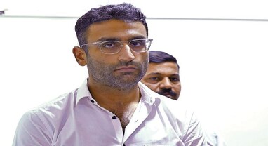 Khyati Hospital case: એન્જીયોપ્લાસ્ટી બાદ 2ના મોત મામલે ડો.પ્રશાંત વજીરાનીની ધરપકડ, 4 હજુ ફરાર