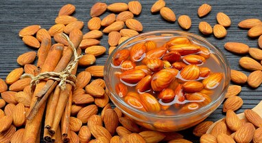 Almonds Side Effects: વધુ પડતી બદામ ખાવાથી થઈ શકે છે આ નુકસાન, જાણો દિવસમાં કેટલી બદામ ખાવી સ્વાસ્થ્ય માટે છે ફાયદાકારક