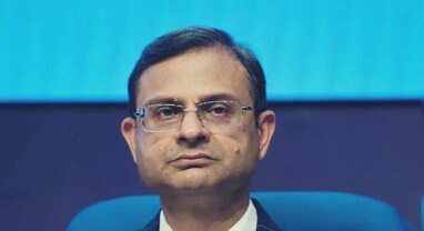Rupee Low: નવા ગવર્નરની જાહેરાત બાદ રૂપિયો નિમ્ન સ્તર પર પહોંચ્યો, રૂપિયામાં ઘટાડો ક્યારે અટકશે?