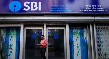 SBIના નફામાં 84%નો થયો વધારો, છતાં શેરમાં જોવા મળ્યો ઘટાડો, જાણો બ્રોકરેજ પાસેથી સ્ટોકમાં એવરેજ કરવી કે સેલ