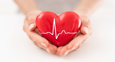 Heart Disease: રસોડામાં રાખેલી આ વસ્તુઓ છે હૃદયની દુશ્મન, જો તેનાથી દૂર રહેશો તો તમારું સ્વાસ્થ્ય રહેશે સારું