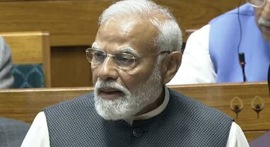 'અમે ગરીબોને ખોટા નારા નહીં, પરંતુ વાસ્તવિક વિકાસ આપ્યો', લોકસભામાં પીએમ મોદીનું સંબોધન
