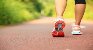 Walking for weight loss: સતત ફૂલી રહ્યું છે તમારું પેટ, તો દરરોજ લાંબા સમય સુધી કરો વોકિંગ, હઠીલી ચરબી ઓગળવા લાગશે