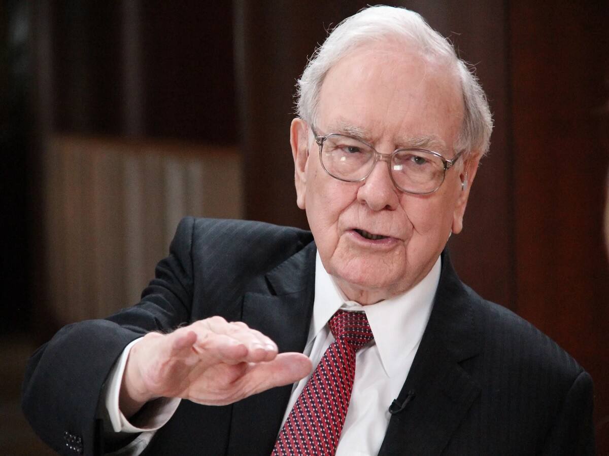 3 Berkshire Hathaway 1