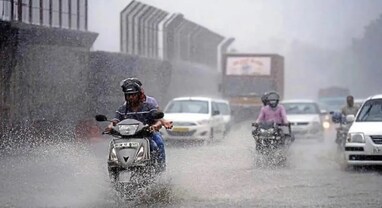 Ahmedabad Rain Update: અમદાવાદમાં રાતભર મેઘાની ધબધબાટી, નીચાણવાળા વિસ્તારોમાં ભરાયાં પાણી, જાણો લેટેસ્ટ અપડેટ્સ