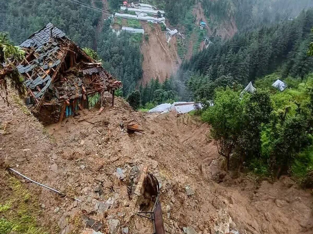 9 Monsoon Disaster Himachal 1