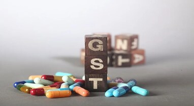 GST reforms : દવાઓને GSTના 5% સ્લેબમાં લાવવા અપીલ, દવા વિક્રેતાઓને નાણામંત્રીએ કહી આ વાત