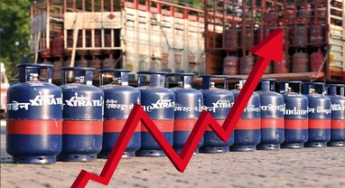 LPG Price Hike 2026: નવા વર્ષના પહેલા જ દિવસે કોમર્શિયલ ગેસ સિલિન્ડરના ભાવમાં 111નો ભડકો