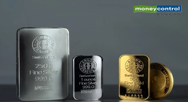 Gold Vs Silver: સોનું અને ચાંદી બંને રેકોર્ડ હાઈ પર, છતાં રોકાણકારો કેમ વેચી રહ્યા છે સિલ્વર ETF? જાણો અસલી કારણ