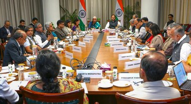 Budget 2026: નાણામંત્રાલય બદલાયું પણ બજેટનું સરનામું જૂનું! જાણો ક્યાં છપાઈ રહ્યા છે દેશના સૌથી ગુપ્ત દસ્તાવેજ?