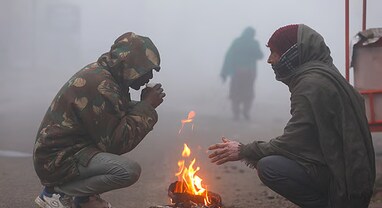 IMD Weather Alert: ઉત્તર ભારતમાં કાતિલ ઠંડીનો રાઉન્ડ શરૂ, 9 જાન્યુઆરી સુધી હાડ થીજાવતી શીતલહેર અને ધુમ્મસની આગાહી