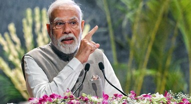 ભારત હવે 'રિફોર્મ એક્સપ્રેસ' પર સવાર: PM મોદીએ ગણાવ્યા 2025ના ઐતિહાસિક બદલાવ, ટેક્સથી લઈ રોજગાર સુધી મોટી જાહેરાત