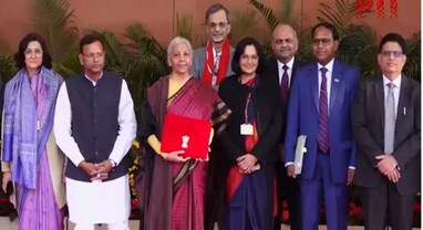 Budget 2026 Saree Look: 9 બજેટ- 9 સાડીઓ: નિર્મલા સીતારમણનો 'બજેટ લુક' ફરી ચર્ચામાં, જાણો 2019 થી 2026 સુધીના તેમના સાડી કલેક્શનનો અર્થ