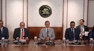 RBI MPC Meeting: રિઝર્વ બેંકે રેપો રેટ 5.25% પર જાળવી રાખ્યો, જાણો તમારા ખિસ્સા પર શું અસર થશે અને 2027 માટે શું છે મોંઘવારીનો અંદાજ