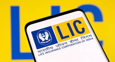 LIC Share Price: શું ખરેખર 50% ક્રેશ થયો છે LICનો શેર? જાણો આ મોટા ઘટાડા પાછળનું સાચું કારણ અને રોકાણકારોને ક્યારે મળશે બોનસ શેર