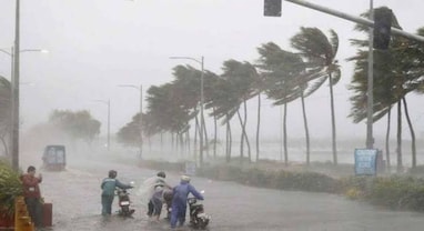 IMD Weather Alert: 13 રાજ્યોમાં ભારે વરસાદની ચેતવણી, બિહાર-બંગાળમાં મેઘતાંડવ- જાણો કેવું રહેશે હવામાન IMD Weather Alert: 13 રાજ્યોમાં ભારે વરસાદની ચેતવણી, બિહાર-બંગાળમાં મેઘતાંડવ- જાણો કેવું રહેશે હવામાન