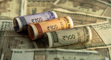 RBI Plastic Notes: કાગળની નોટો ભૂતકાળ બની જશે! RBI લાવી રહ્યું છે 10 અને 20 ની નવી પ્લાસ્ટિક નોટો, જાણો શું છે ખાસિયત