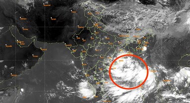 હવામાન એલર્ટ: બંગાળની ખાડીમાં ‘અર્નબ' વાવાઝોડાનો ખતરો! 8 રાજ્યોમાં ભયંકર વરસાદની આગાહી, જાણો લેટેસ્ટ અપડેટ