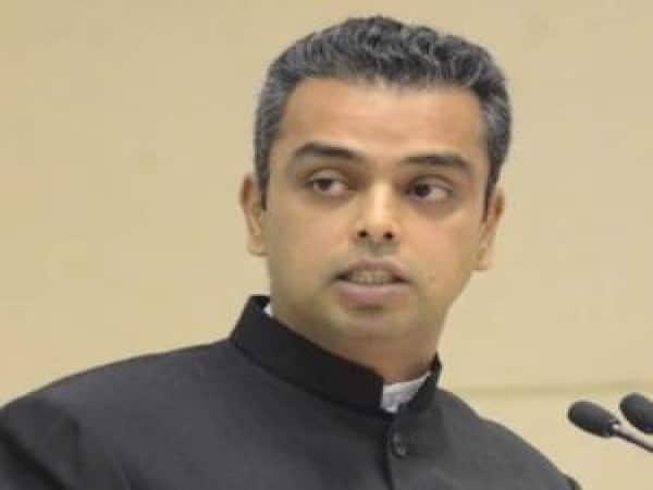 Milind Deora's leaves Congress. What does it mean for the party?