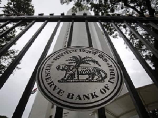 RBI asks banks to refrain from filing Jaiprakash Associates in the insolvency court for now
