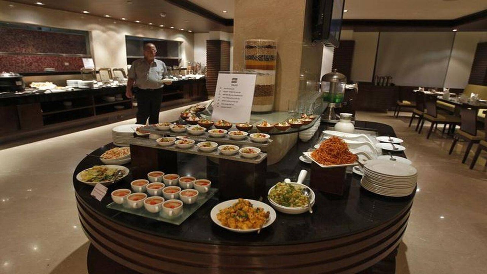 Dining out to become expensive as restaurants weigh price hikes-  Moneycontrol.com