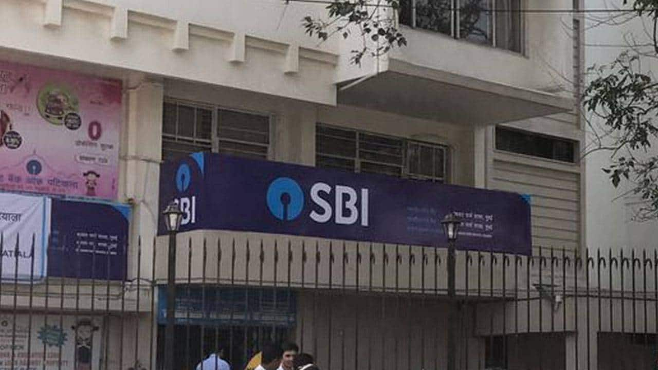 State Bank of India logo story. State Bank of India is a public sector… |  by Shreyanshi Shukla | Medium