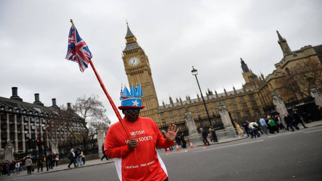 United Kingdom | Wind and solar power electricity generation: 33 percent. (Image: Reuters)