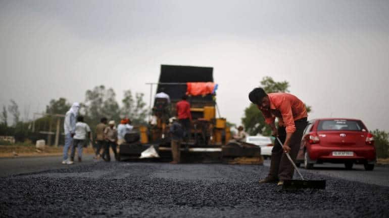 First phase of Bharatmala Pariyojana to start by end of 2018: Gadkari First phase of Bharatmala Pariyojana to start by end of 2018: Gadkari