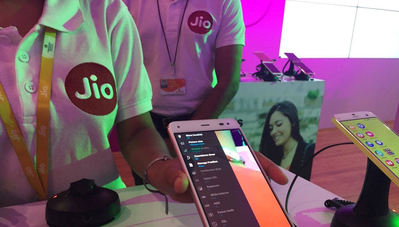 Reliance Jio: Charging IUC from customers amid regulatory uncertainty should be positive for earnings