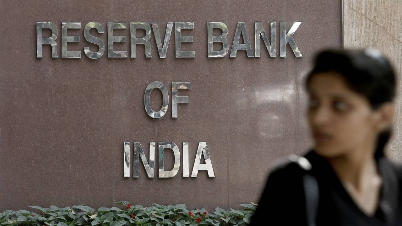 RBI announces Rs 25,000 crore OMO sale; bond yields seen opening 4-5 bps higher on Monday