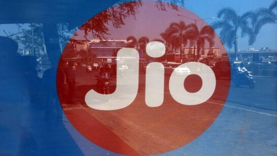 Abu Dhabi fund Mubadala to invest in Jio