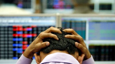 How market bottoms are made