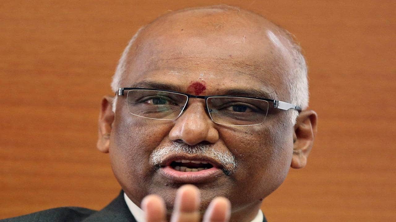 Cash ban a success only after taxmen go after suspicious depositors: Former RBI DG