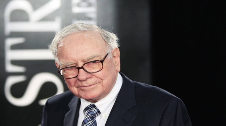 Warren Buffett Turns To Delta Air Lines As Coronavirus Triggers