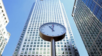 Those batting for the extension of trading hours have sound logic to back up their demand (Representative image: Reuters)