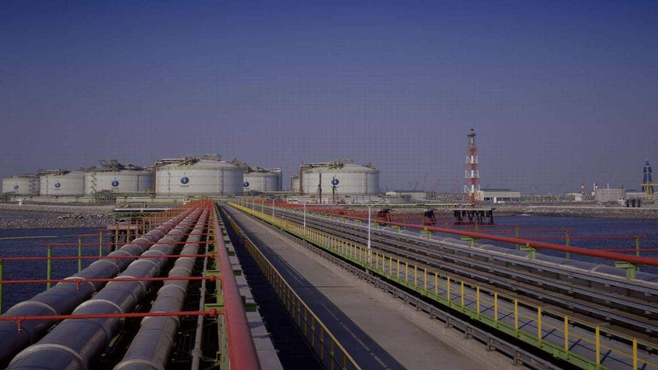 Petronet LNG gains 1.5% after Deutsche Bank maintains buy; sets target at Rs 310